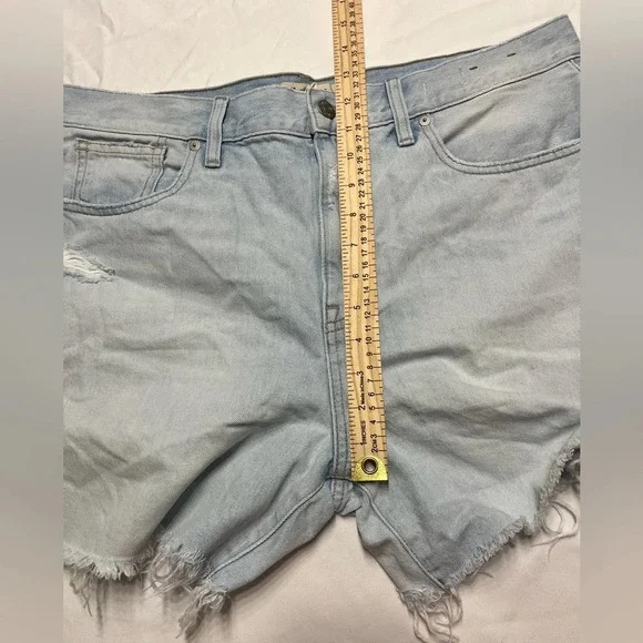 Madewell The '90s Mid-Length Jean Short in Pearlman Wash 31 new without tags - Picture 8 of 14